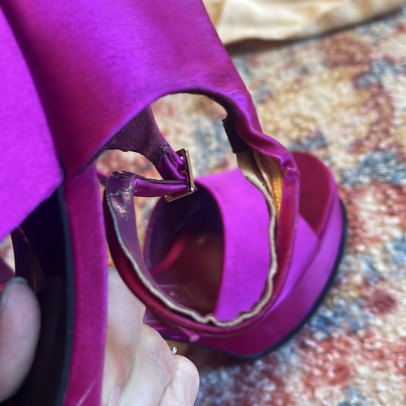 Amazing Zara Fuchsia Platform Size 39 - some wear/age - Picture 9 of 12